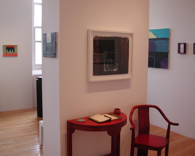 photograph of an art gallery