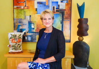 Carolyn Edlund, Founder of ArtsyShark.com