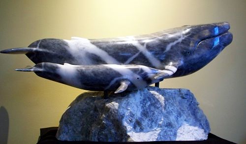 blue whale, whale and calf, sculpture of whales