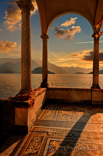 Lake Como Arch