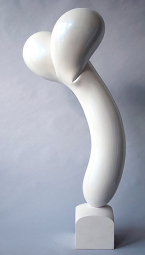 “Brancusi’s Gene“ Polished Polymer Media, 40”h x 18”w x 18”d by artist Ralph Páquin. See his portfolio by visiting www.ArtsyShark.com