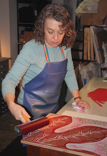 Artist Elizabeth Busey in her studio by artist Elizabeth Busey. See her portfolio by visiting www.ArtsyShark.com