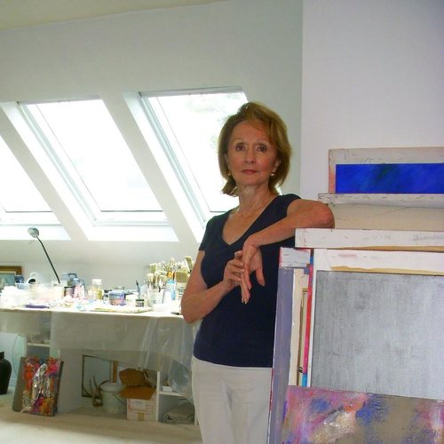 Artist Marilyn Biles in her studio