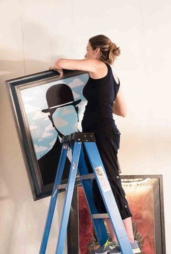 Tips on hanging art for display. Read about it at www.ArtsyShark.com