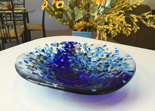 “Blue SPLASH Waveform Bowl” Fused Glass, 10” Dia. x 2” by artist Lee Sorg. See his portfolio by visiting www.ArtsyShark.com