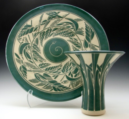 “Wall Plate and Trumpet Vase” (Dickson Commission) Porcelain, Plate: 20”w x 3”d, Vase: 8”w x 10”h by artist Linda Chapman. See her portfolio by visiting www.ArtsyShark.com