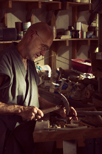 Artist Frederic Lecut at work in his studio. See his portfolio by visiting www.ArtsyShark.com