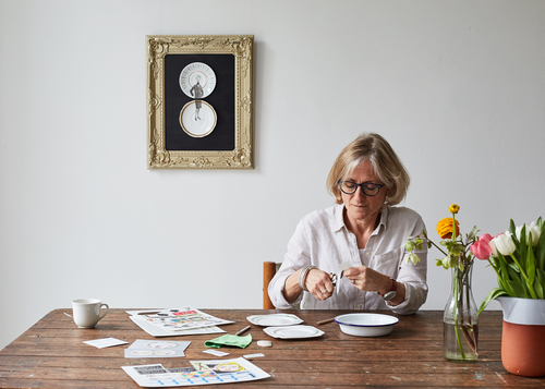 Artist Debbie Carne in her studio. See her portfolio by visiting www.ArtsyShark.com