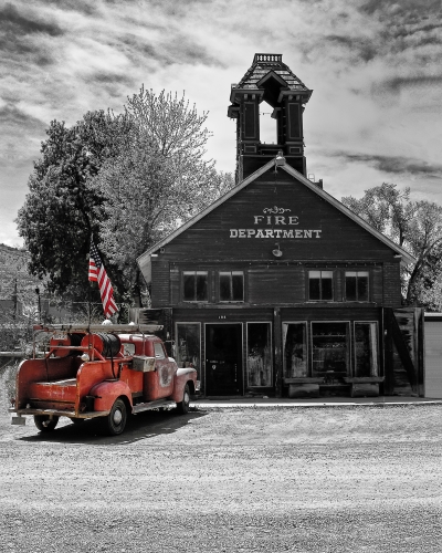 Black & White and color photograph of Ridgeway Firehouse by Dave Maes