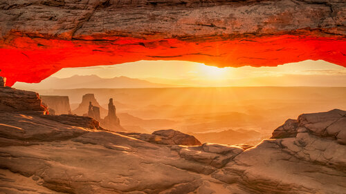 photograph of the Mesa Arch by Beth Sheridan