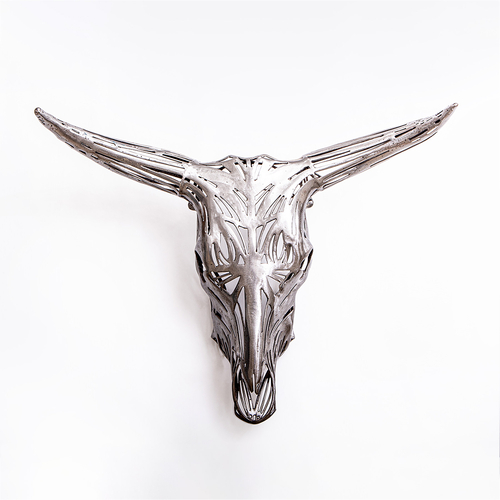 metal sculpture of a Nguni Bull by Yolanda Winfield