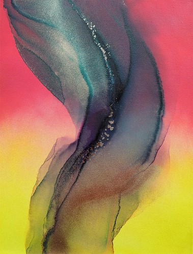 abstract alcohol ink painting by Soo Kim