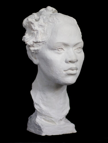 sculpture of a young island girl by Laura Lee Bradshaw