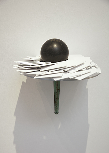 imaginary nest installation with ball and canvas