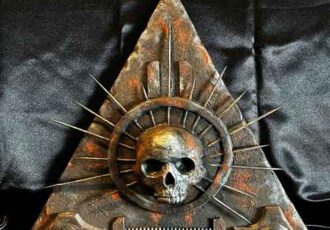 horror-inspired skull sculpture