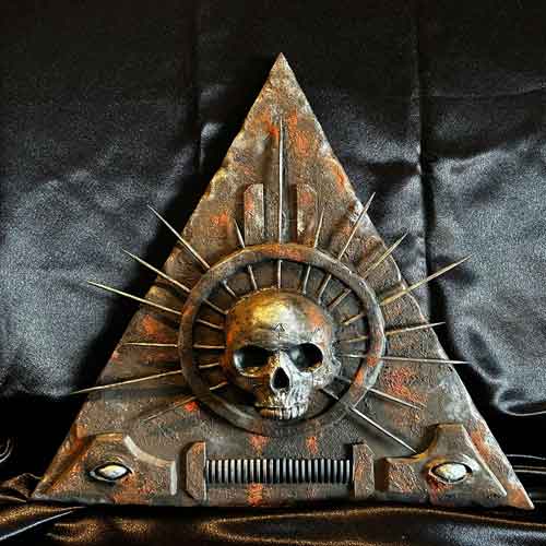 horror-inspired skull sculpture