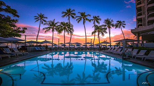 photograph of the Moana Hotel in Hawaii